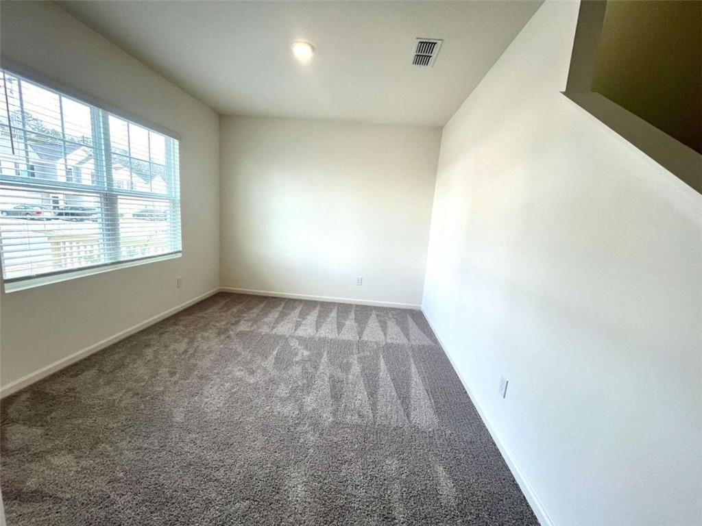 303 Hyde Park - Photo 8