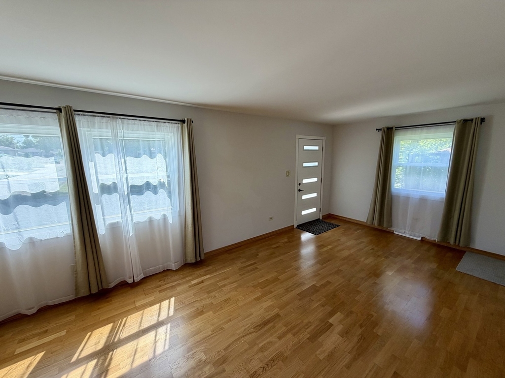 700 Mccarthy Street - Photo 2