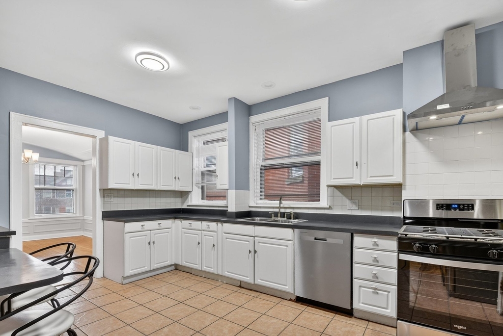 6815 S Crandon Avenue - Photo 10