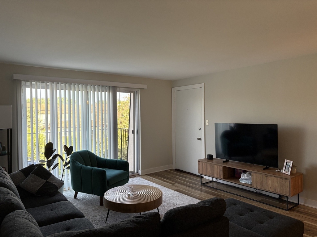 9439 Bay Colony Drive - Photo 3