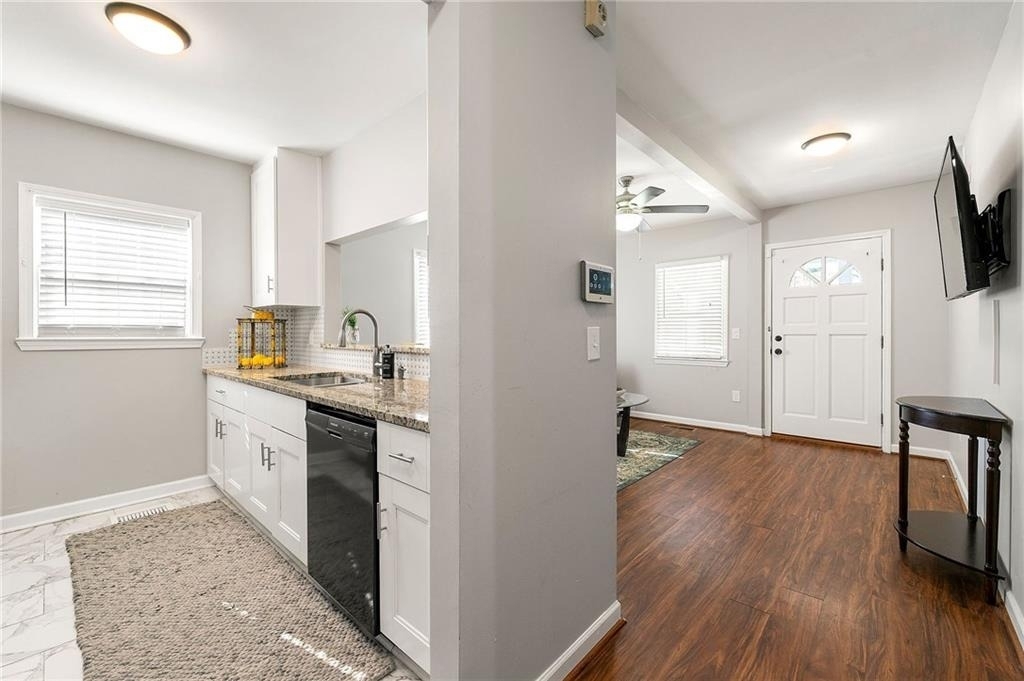954 Fern Avenue Se - Photo 6
