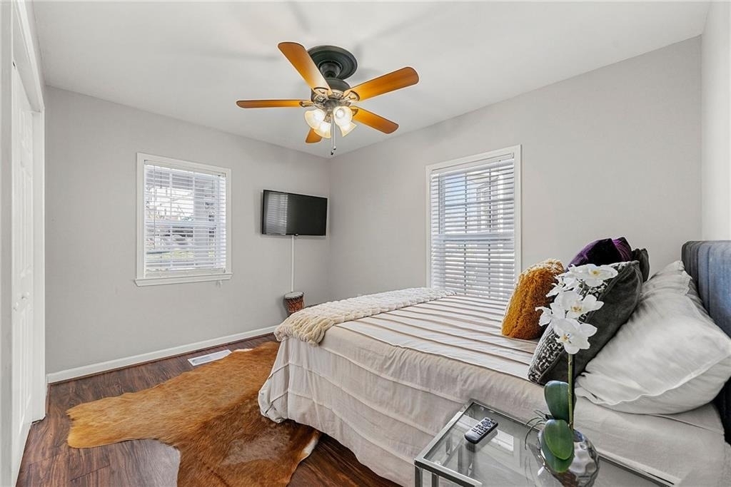 954 Fern Avenue Se - Photo 13