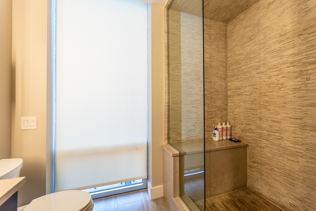 720 N Larrabee Street - Photo 15