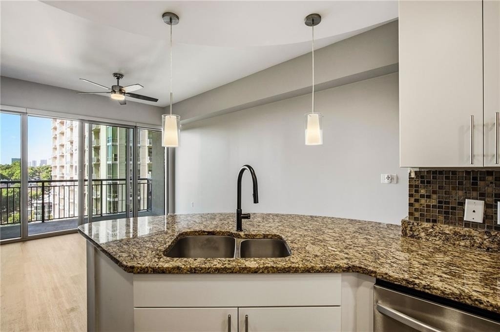 222 12th Street Ne - Photo 21