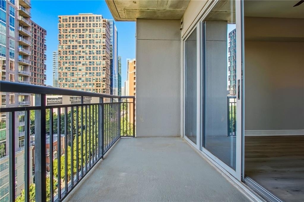 222 12th Street Ne - Photo 13