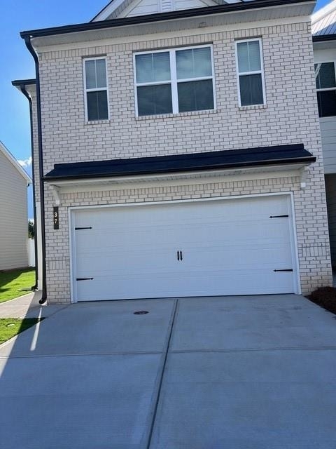 37 Founders Drive - Photo 0