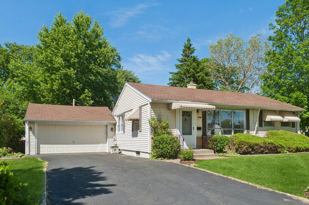 2900 Grouse Lane - Photo 1