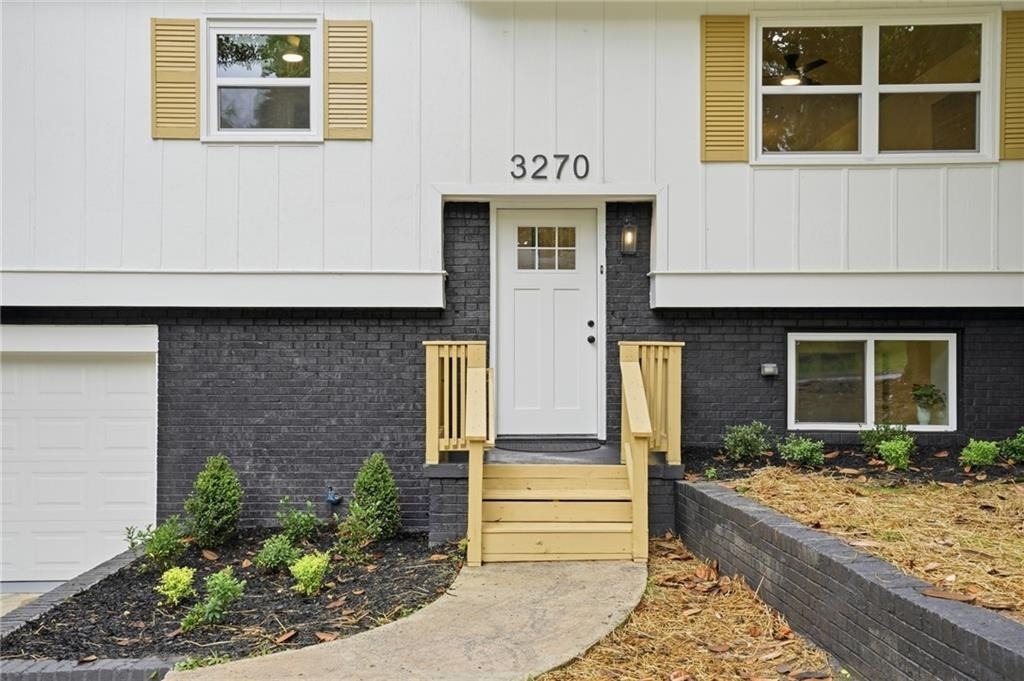 3270 Belfort Road Se - Photo 3
