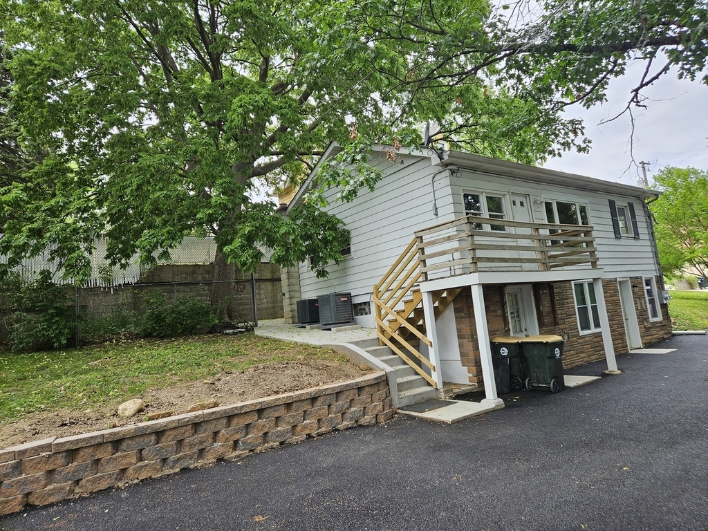 16 Riverview Street - Photo 1