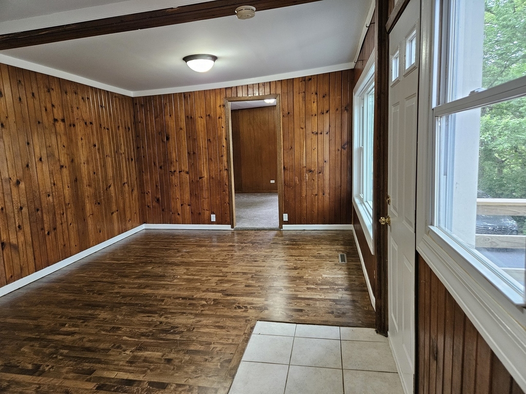 16 Riverview Street - Photo 4