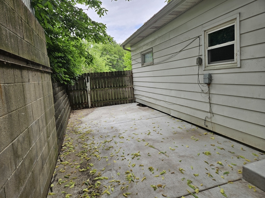 16 Riverview Street - Photo 10