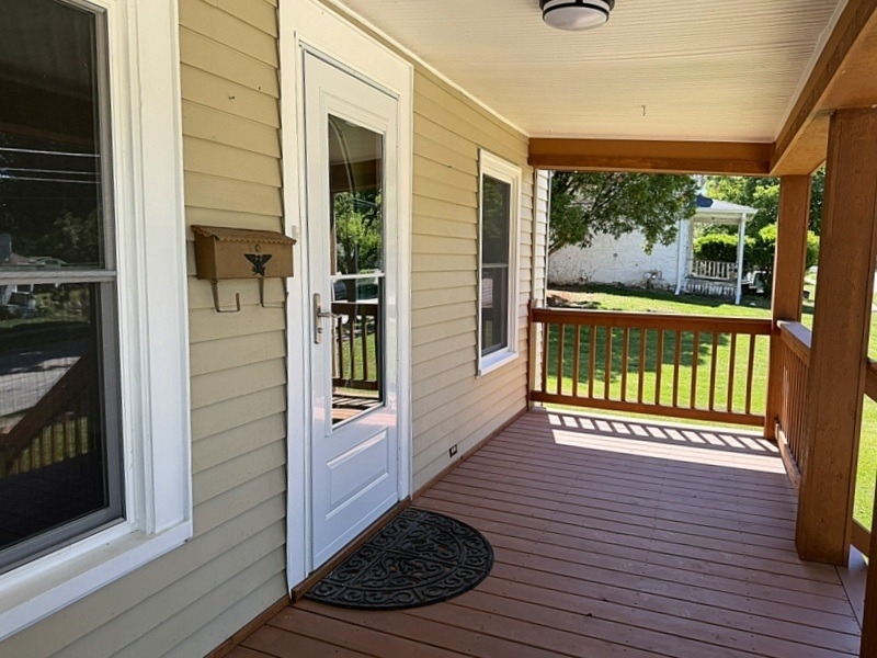 515 State Street - Photo 2