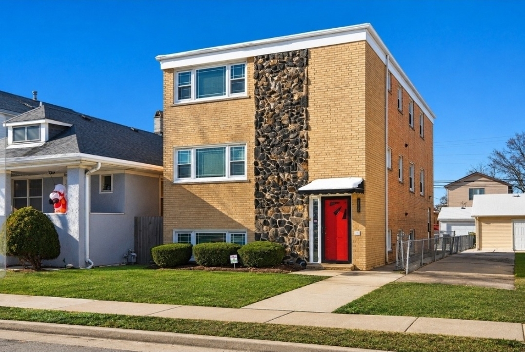 2232 N Harlem Avenue - Photo 0