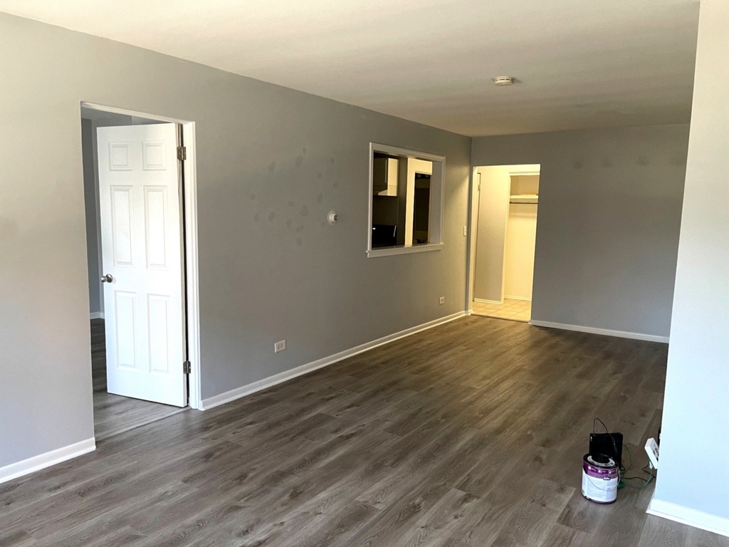 131 S Washington Street - Photo 3