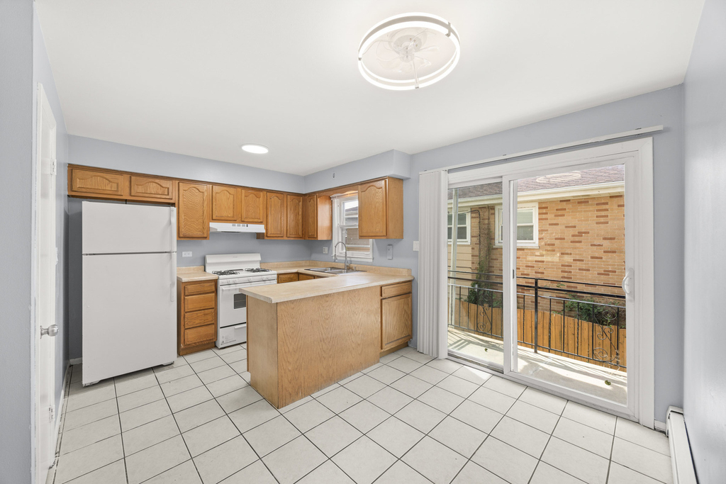 4601 Vernon Avenue - Photo 4