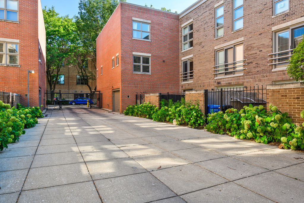 2365 N Wayne Avenue - Photo 1