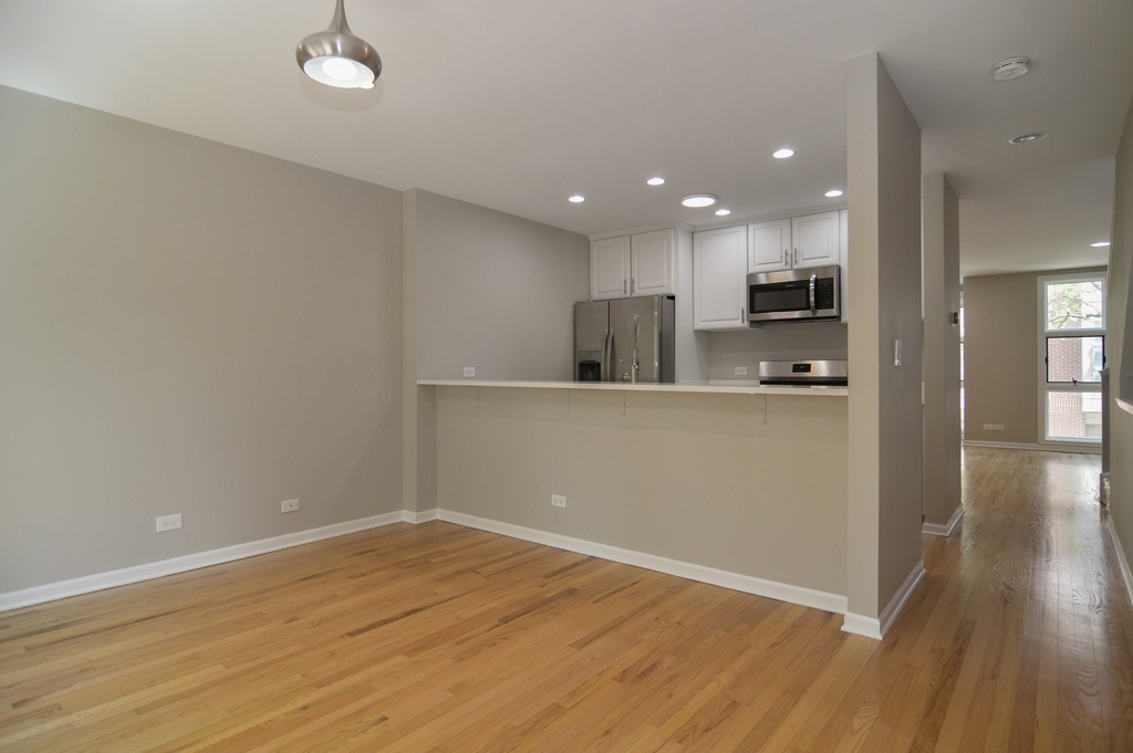 2365 N Wayne Avenue - Photo 19