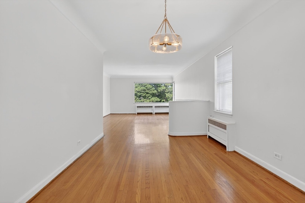 11207 S Emerald Avenue - Photo 4