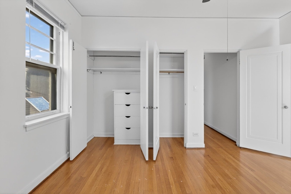 11207 S Emerald Avenue - Photo 12