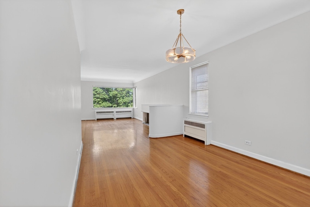 11207 S Emerald Avenue - Photo 7