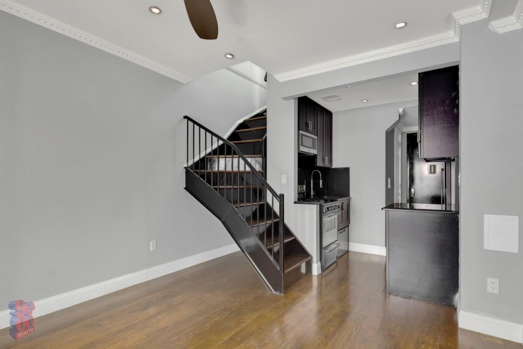 145 East 26th Street - Photo 2