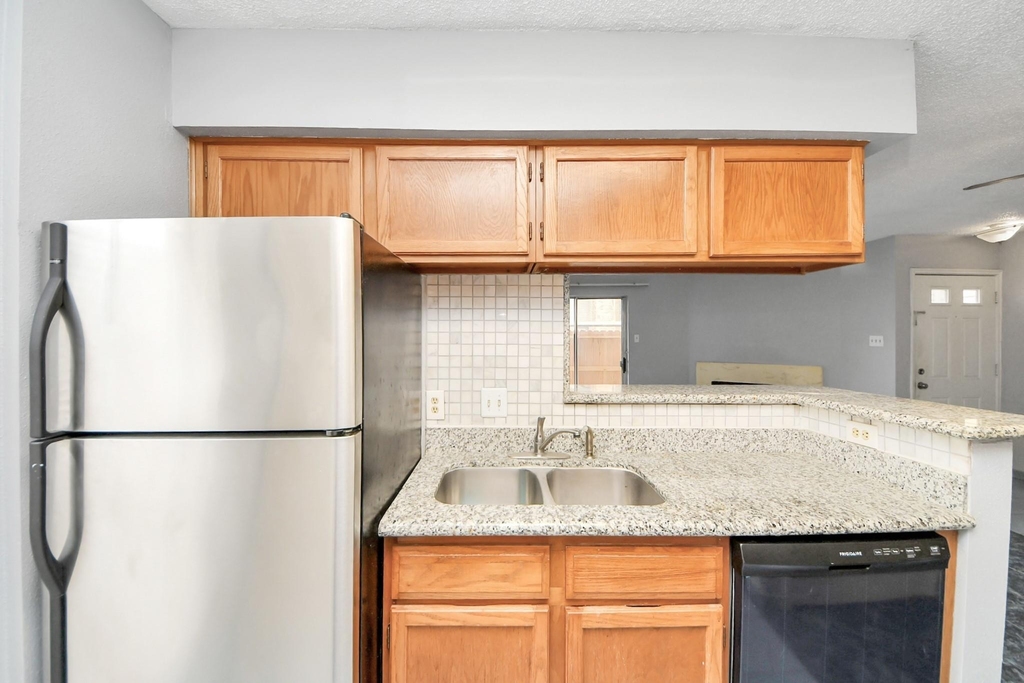 3600 Jeanetta Street - Photo 16