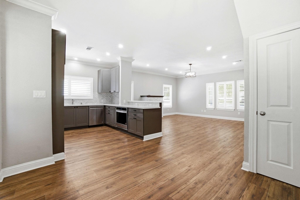 502 Louisa Street - Photo 19