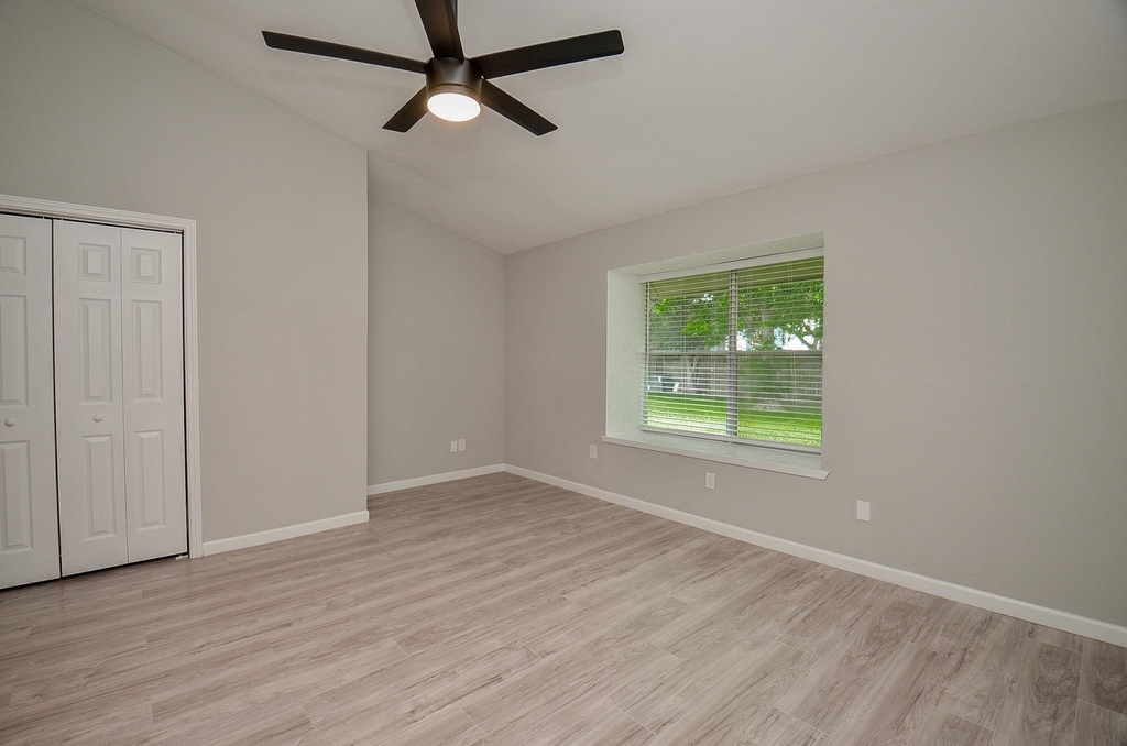 22018 Grand Forks Drive - Photo 33