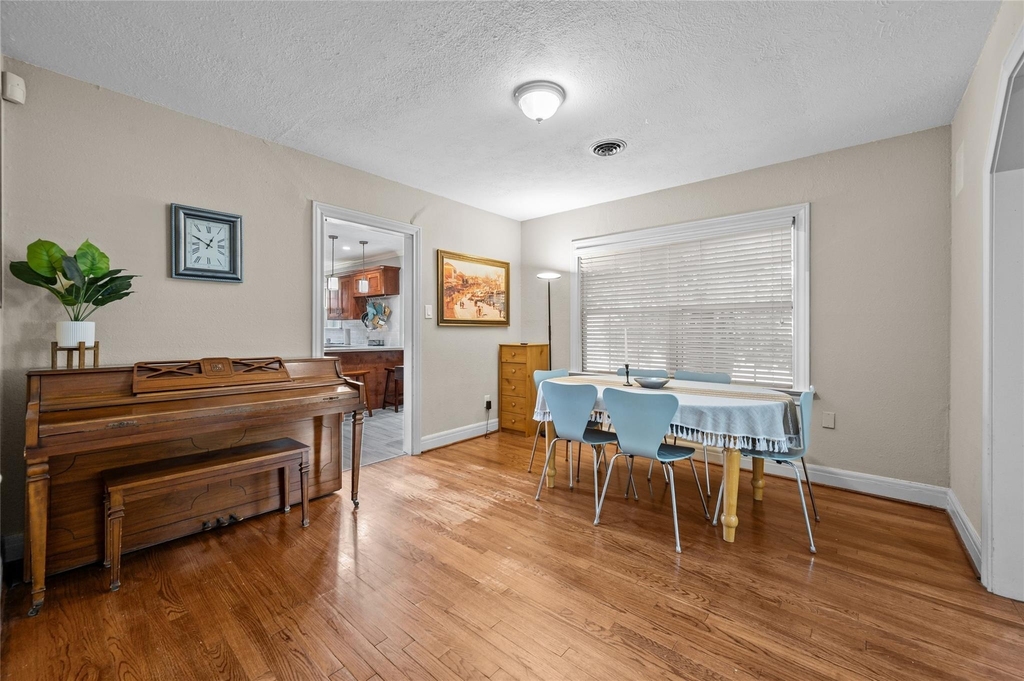 2311 Addison Road - Photo 31
