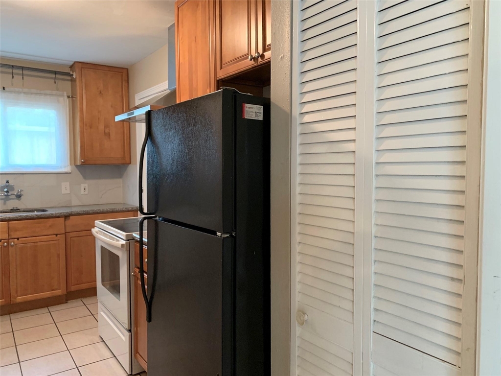 307 Avondale Street - Photo 9