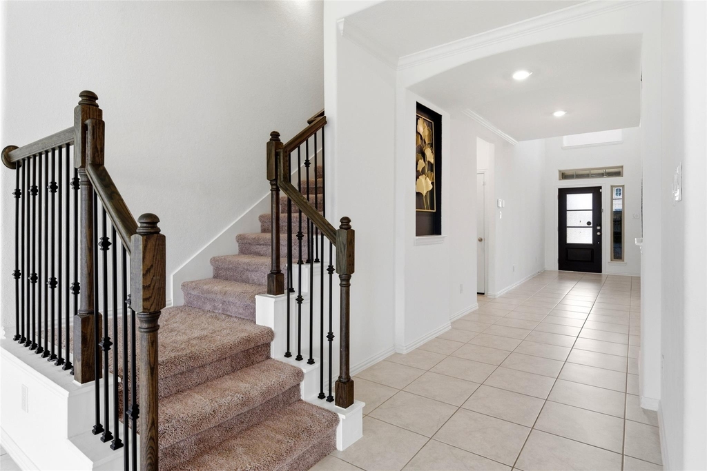 1618 Rosedale Drive - Photo 4
