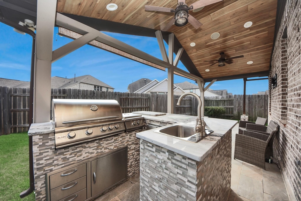 6110 Dovetail Cliff Court - Photo 20