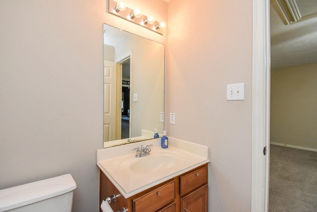 28026 Rusty Hawthorne Drive - Photo 18