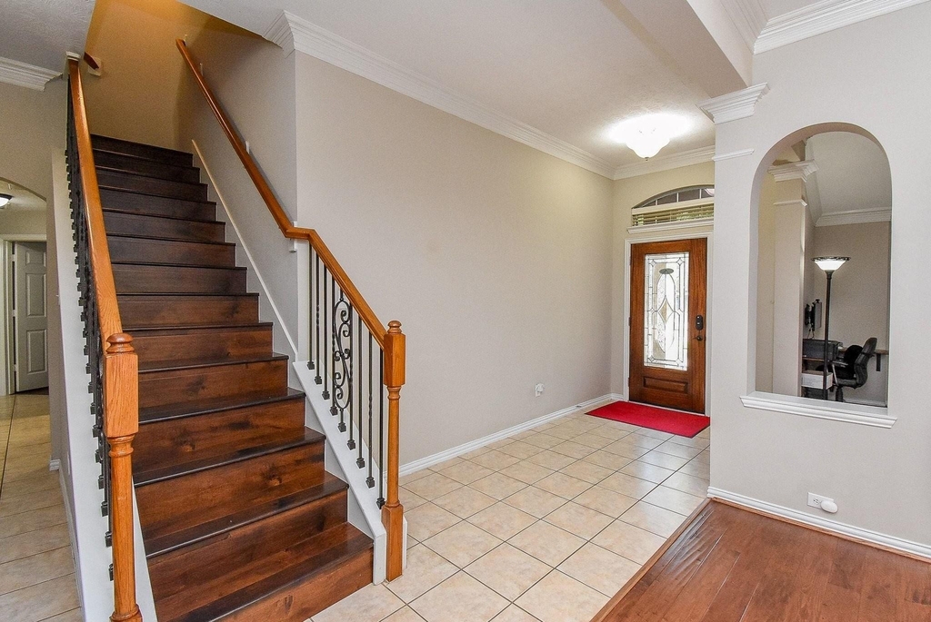 28026 Rusty Hawthorne Drive - Photo 4