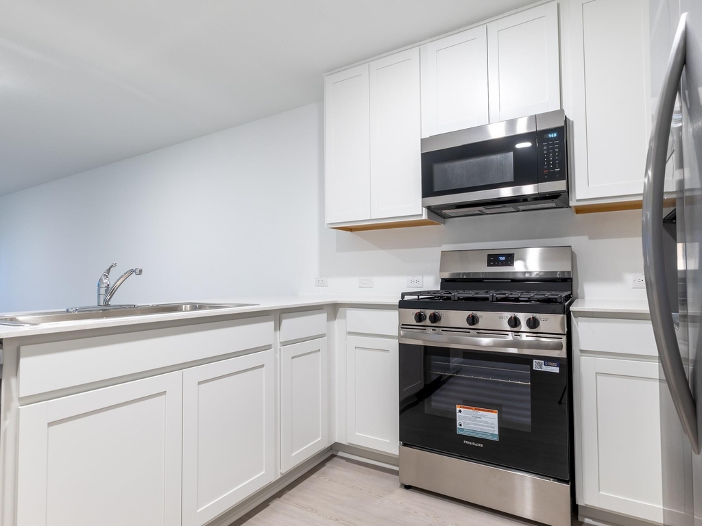 31406 Pratola Serra Circle - Photo 9