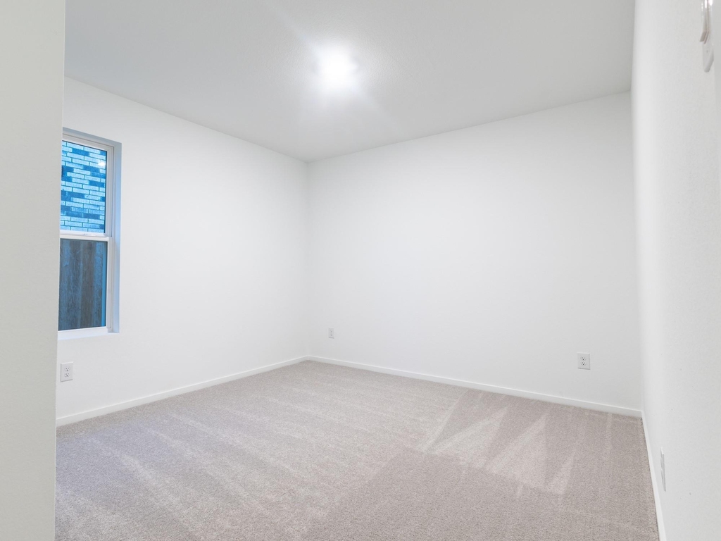 31406 Pratola Serra Circle - Photo 12