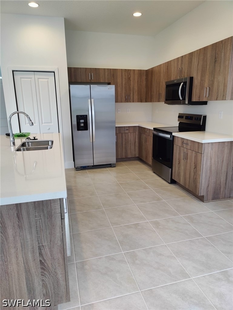 5573 Cobalto Way - Photo 4