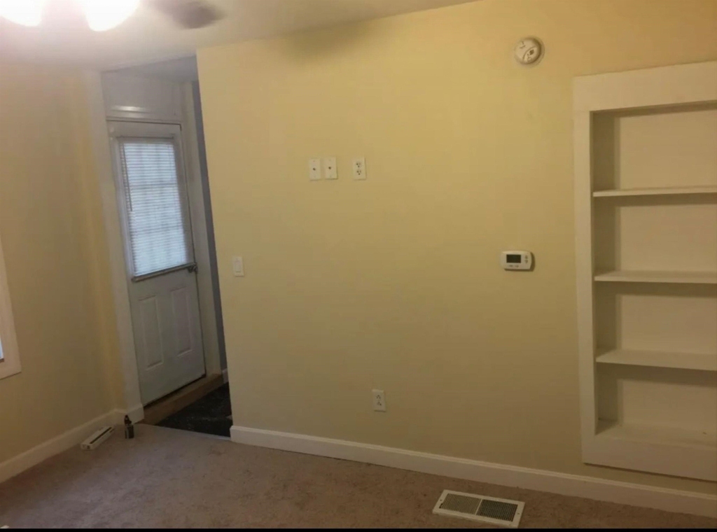 147 N State - Photo 9