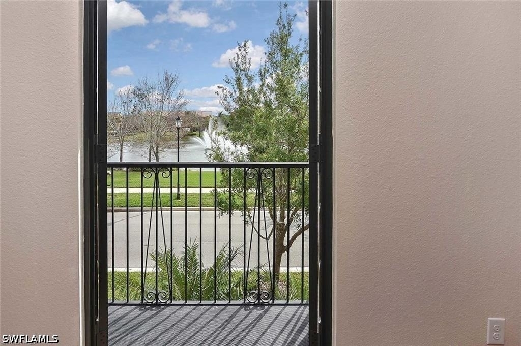 11890 Paseo Grande Boulevard - Photo 8