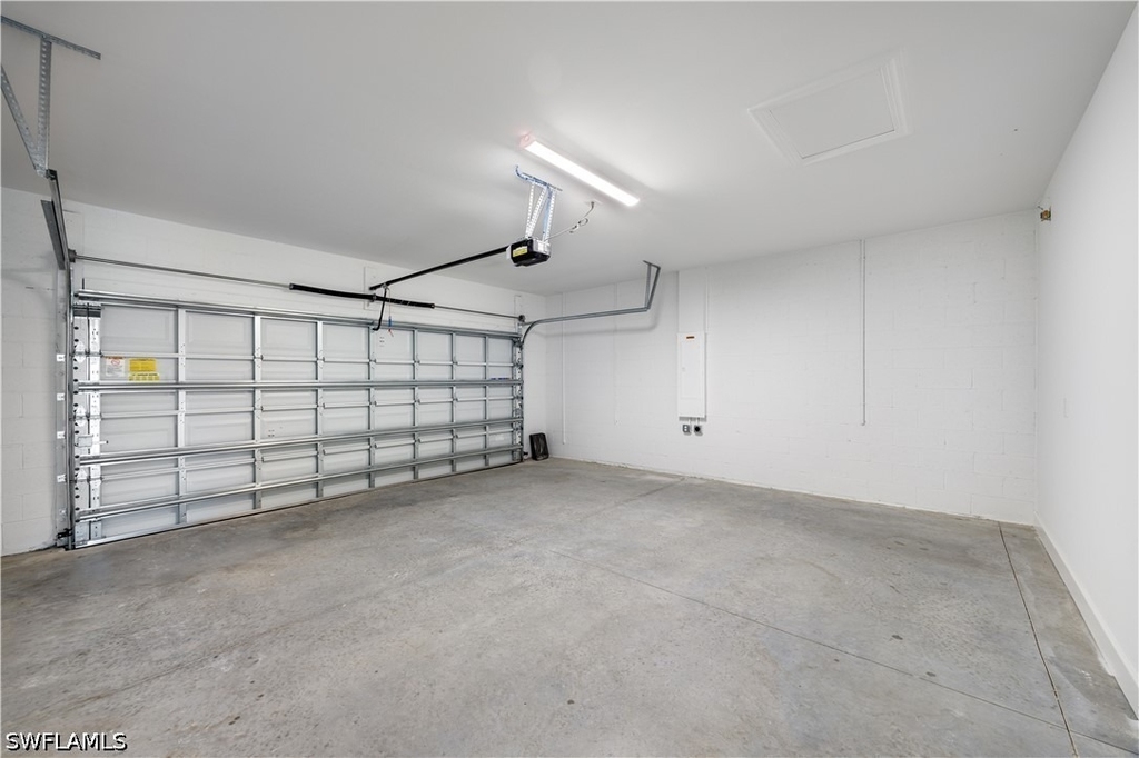 19218 Hinkley Drive - Photo 35