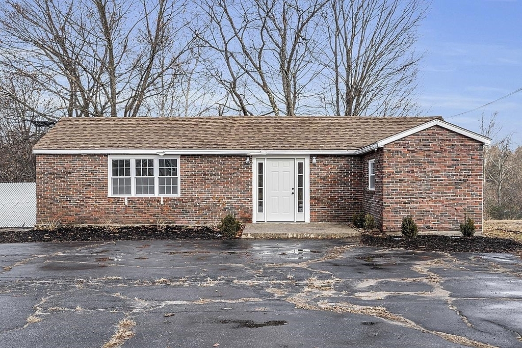 297 Elm - Photo 3