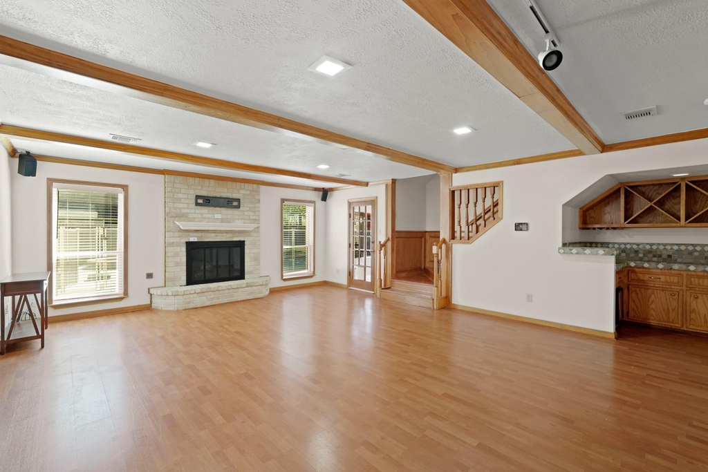12903 Wincrest Court - Photo 4