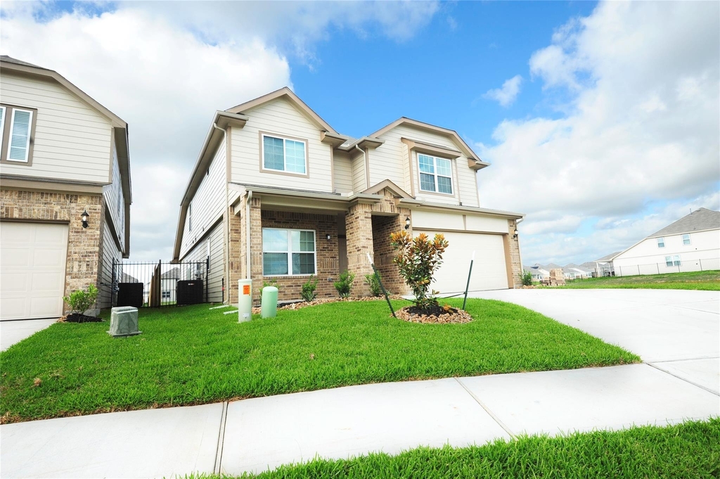 24735 Allori Ct - Photo 1