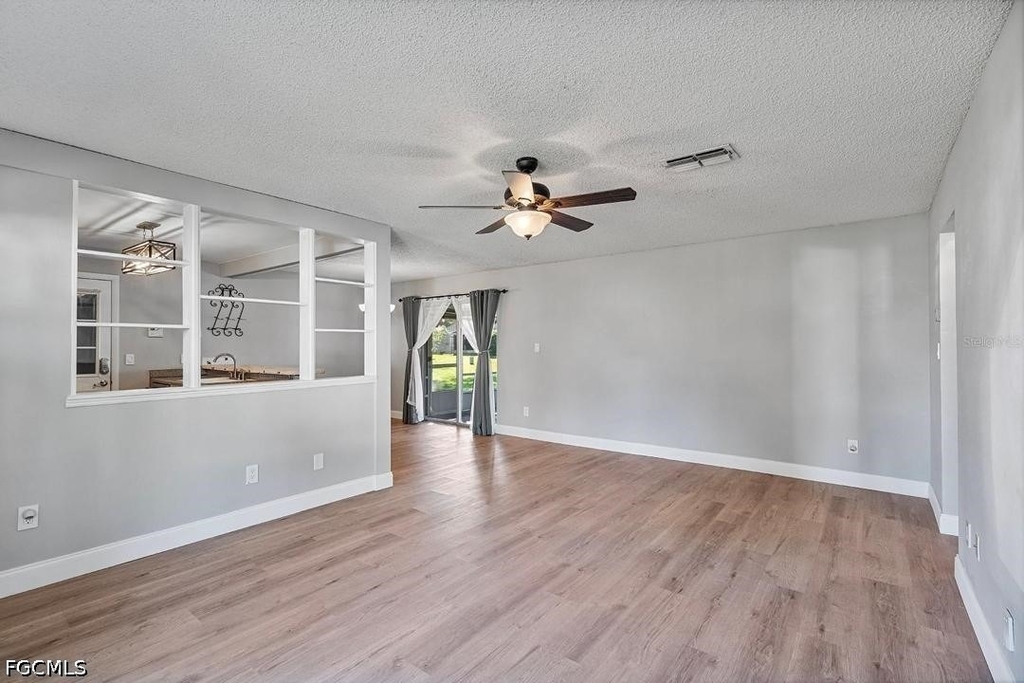 5556 Memorial Drive - Photo 4