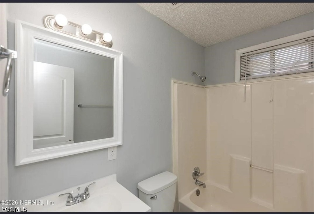 1539 Union St - Photo 4