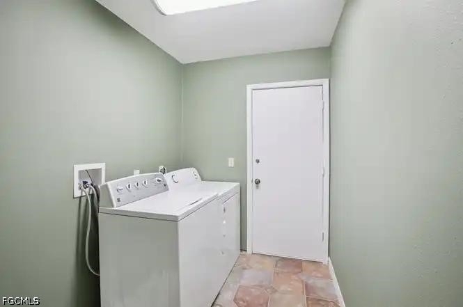 14107 Briarthorn Drive N - Photo 4