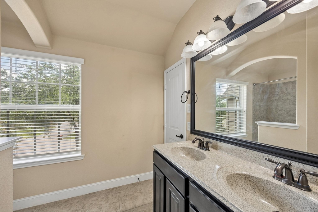 27903 Hunters Rock Lane - Photo 27