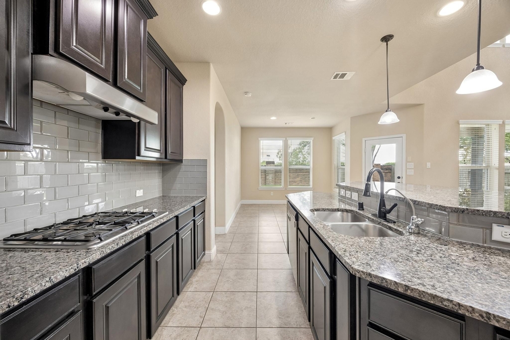 27903 Hunters Rock Lane - Photo 11