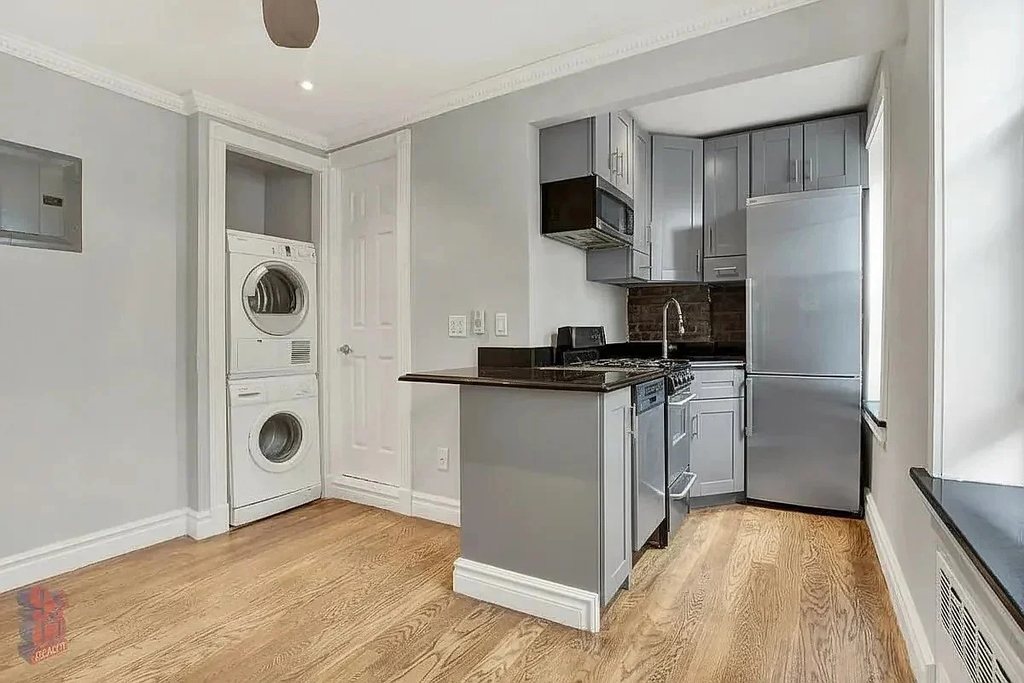 345 West 53rd Street - Photo 0
