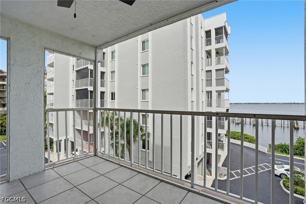 2885 Palm Beach Boulevard - Photo 17